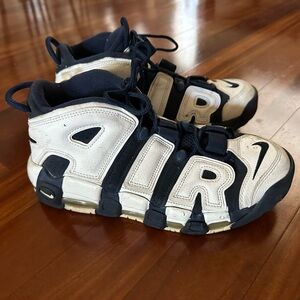 Nike‎ Men”s Sneakers Black and Cream